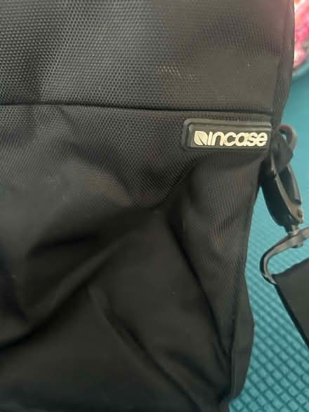 Photo of free Laptop bag (SW11) #2
