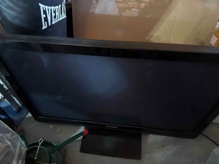 Photo of free Pansonic Flatscreen TV 55” (Simi valley) #1