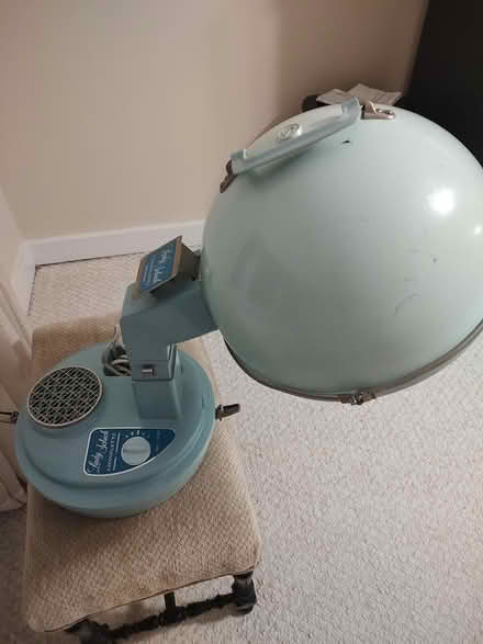 Photo of free Hooded dryer (Odenton) #2