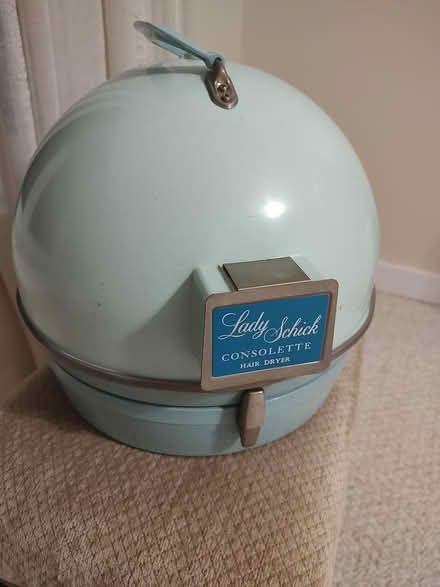 Photo of free Hooded dryer (Odenton) #1