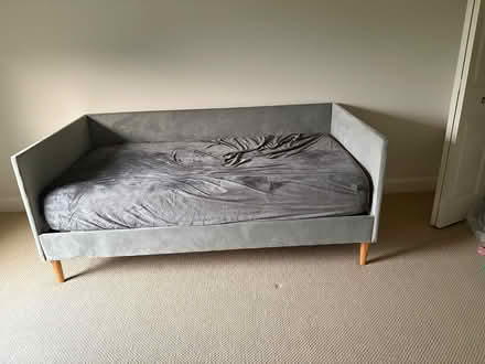 Photo of free Velvet daybed (Lake forest (off of Ellsworth)) #3