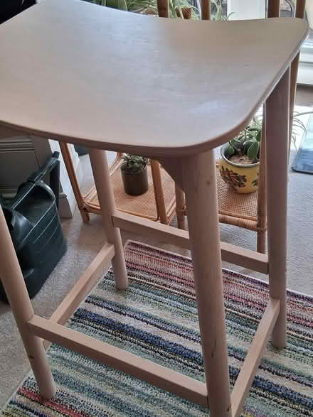 Photo of free Large stool (Godalming GU7 3HG) #3