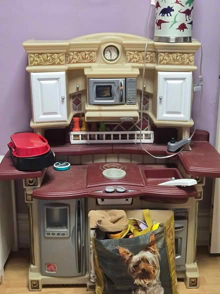 Photo of free Play kitchen (S. Allentown) #2