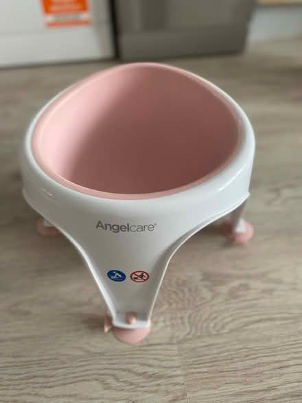 Photo of free Baby bath seat (St Albans al2) #1