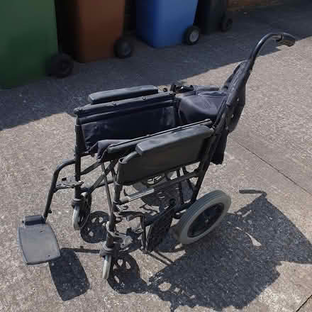 Photo of free wheelchair (mansfield, NG18) #1
