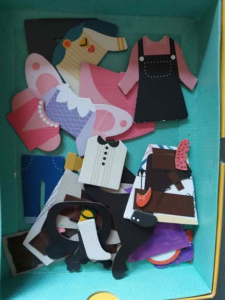 Photo of free Magnetic dolls and clothes (Keymer BN6) #2
