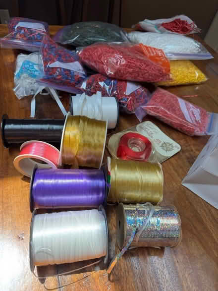 Photo of free Ribbon and packing Confetti (FFX/Centreville near Costco) #2