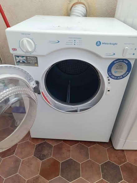 Photo of free Small Vented Clothes Dryer (Leigh-on-Sea SS9) #2