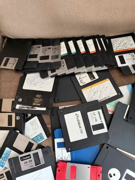 Photo of free Disks. From the Ark (Croydon. CR2 9) #4