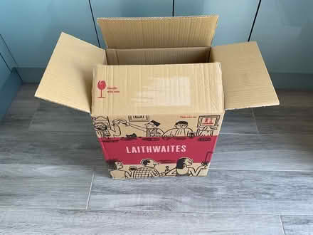 Photo of free Sturdy box (BN27) #1