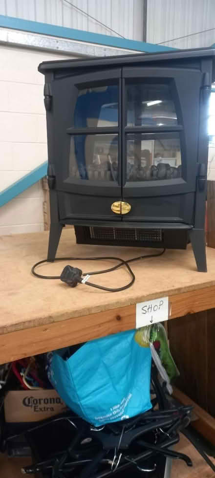 Photo of free Elec gas effect heater (Derby city DE23) #1
