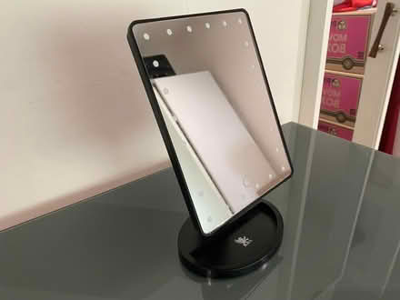 Photo of free Makeup Mirror (Harold Hill RM3) #3