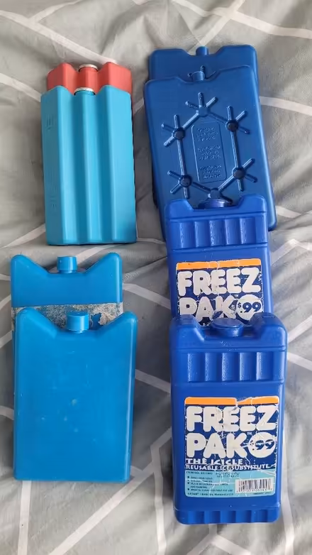 Photo of free Ice packs (Hornchurch RM12) #1