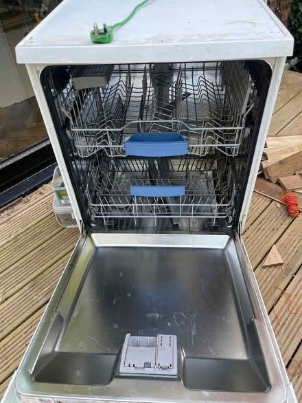 Photo of free Working dishwasher (Maidenhead SL6) #2