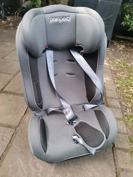 Photo of free Kids car seat (KT6 Surbiton) #1