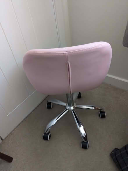 Photo of free Pink desk chair (Suffolk Coastal District IP12) #2
