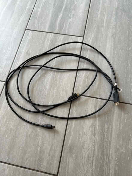 Photo of free HDMI leads (Whelley WN1) #1