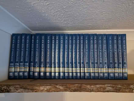 Photo of free Encyclopedia Collection (tilshead) #1