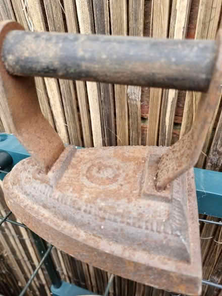 Photo of free Vintage Irons (Salph End MK41) #2