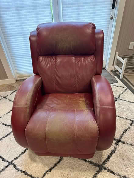 Photo of free Recliner (Hyde Park) #2