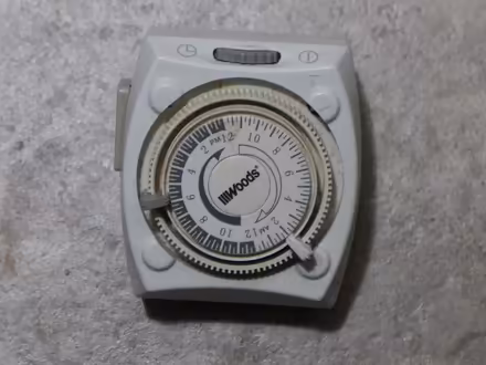 Photo of free timer (Bloor and Ossington) #1