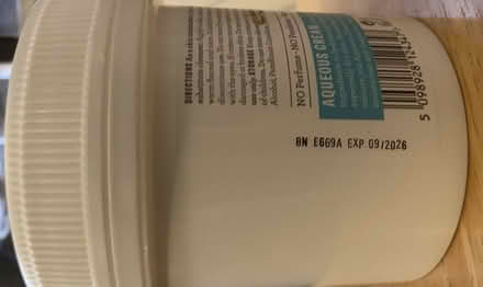 Photo of free 2 x Aqueous Cream (SW16) #3