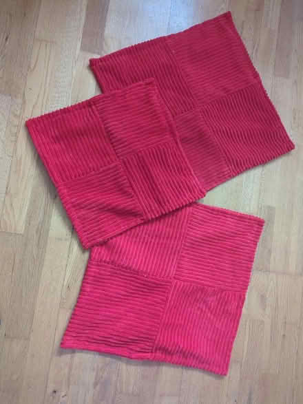 Photo of free 2 x50x50 1x 40x40 brand new cushion covers (Frenchay BS16) #1
