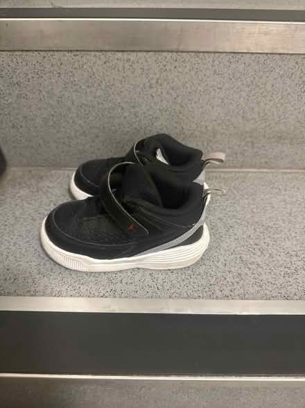 Photo of free Nike trainers (Hammersmith) #3