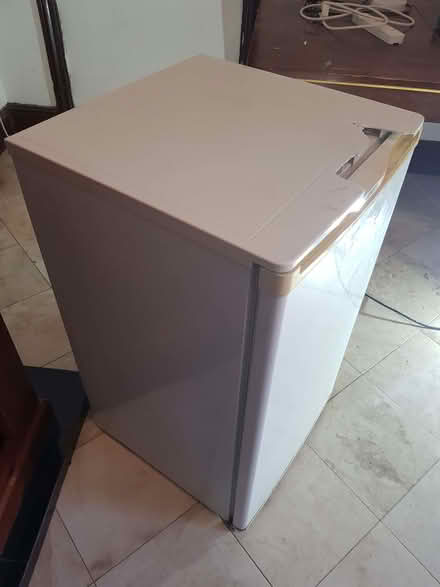 Photo of free Zanussi under counter fridge (Staines-upon-Thames TW18) #3