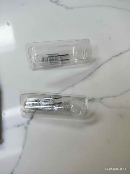 Photo of free Various Halogen lightbulbs (South Ferring BN12) #2