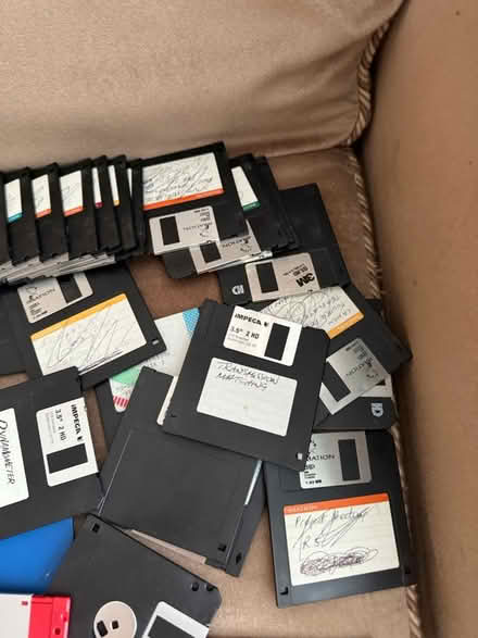 Photo of free Disks. From the Ark (Croydon. CR2 9) #3