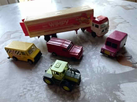 Photo of free Small Cars and Lorry (Abbey Wood SE2) #1
