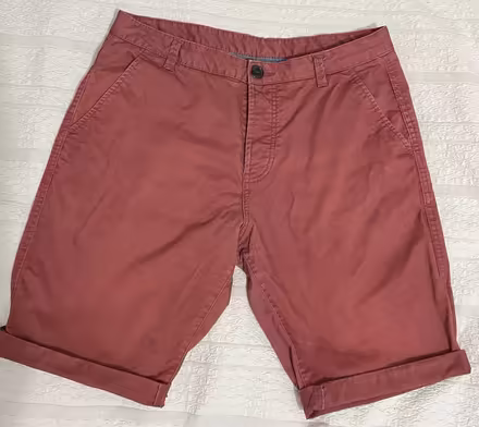 Photo of free Burgundy shorts men (TW2) #2