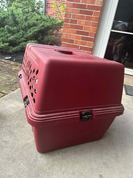 Photo of free Pet Crate (Akron) #2