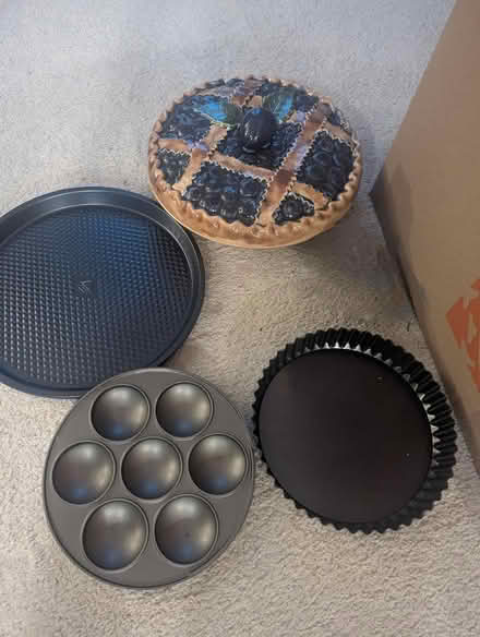 Photo of free Kitchen stuff (Kingstown) #3