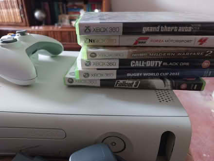 Photo of free Xbox 360, controllers and games (Hersham KT12) #2