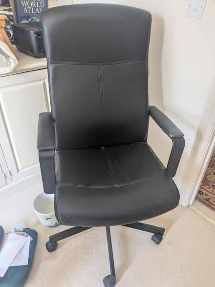 Photo of free Desk chair (Dean Lane, Winchester) #1