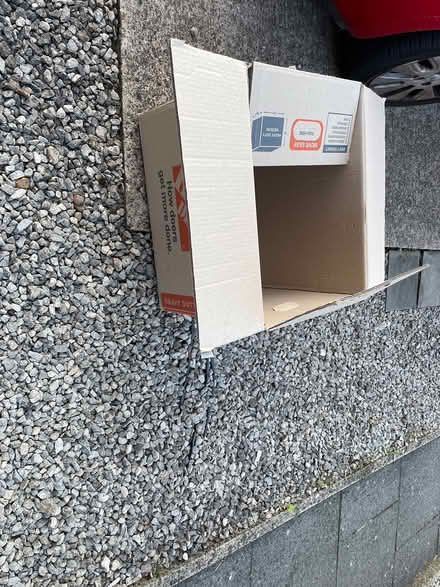 Photo of free Large strong cardboard box (Arnold) #2