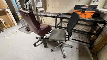 Photo of free Office chairs (Woodbury near tv tower) #4