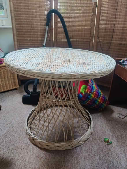 Photo of free Wicker table, needs repaint (Strawberry Hill TW11) #1