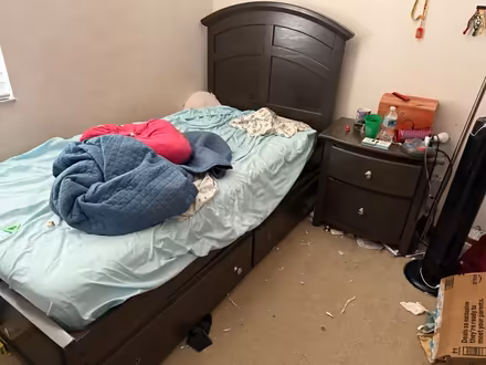 Photo of free Bedroom set (Wesley Chapel/Zephyrhills) #1