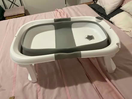Photo of free Baby bath tub (Brighton 15th St.) #1