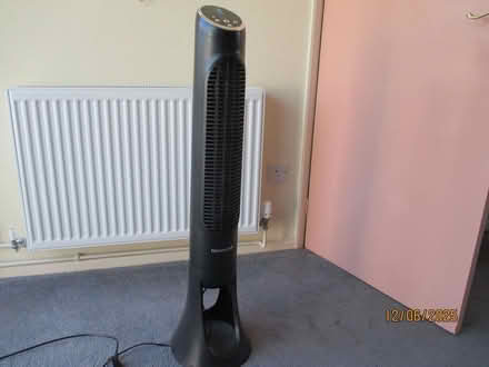 Photo of free Black tower fan (IP5) #1