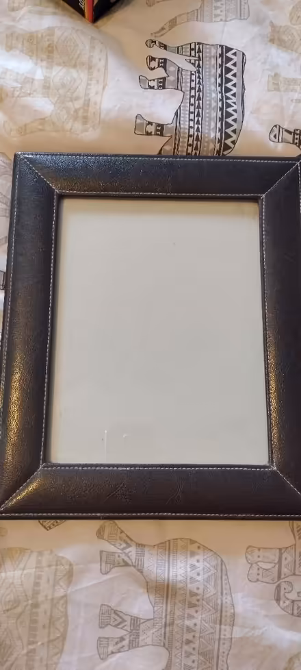 Photo of free Two photo frames (NG10) #3
