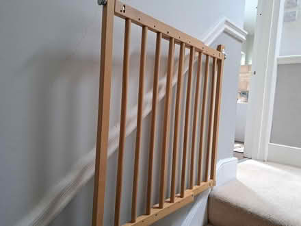 Photo of free 2 stair gate (Ealing Broadway w5) #1