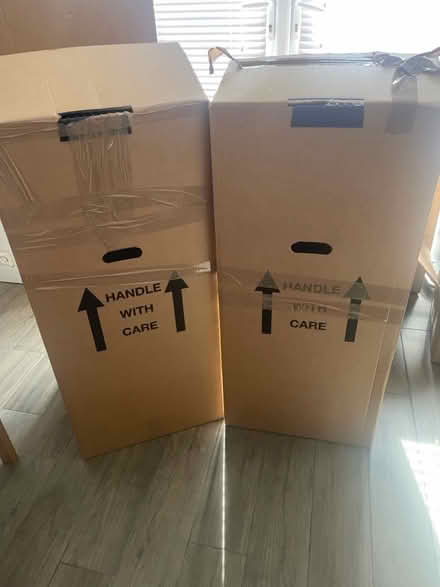 Photo of free Garment Carrier 6 pcs (L14 3NB) #1