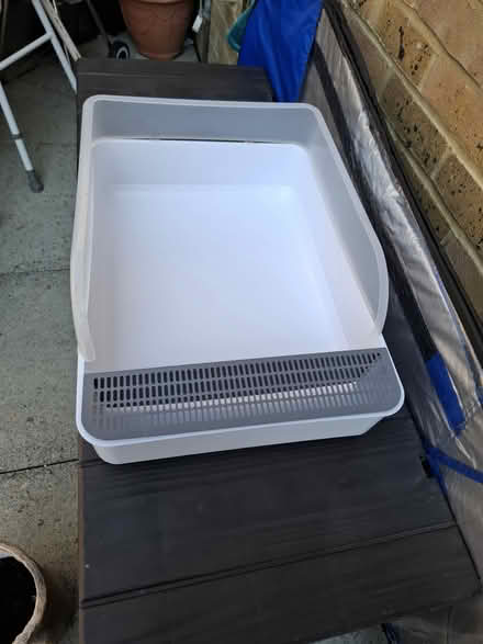 Photo of free Large Cat Litter Tray (CT14) #1