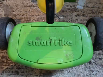 Photo of free smarTrike Breeze green and yellow toddler trike (St Ives PE27) #4