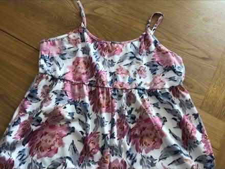 Photo of free Women’s size 14/16 clothing (Cheshunt En8) #2