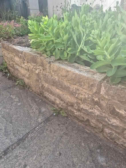 Photo of Stone bricks (NG8, Nottingham) #2